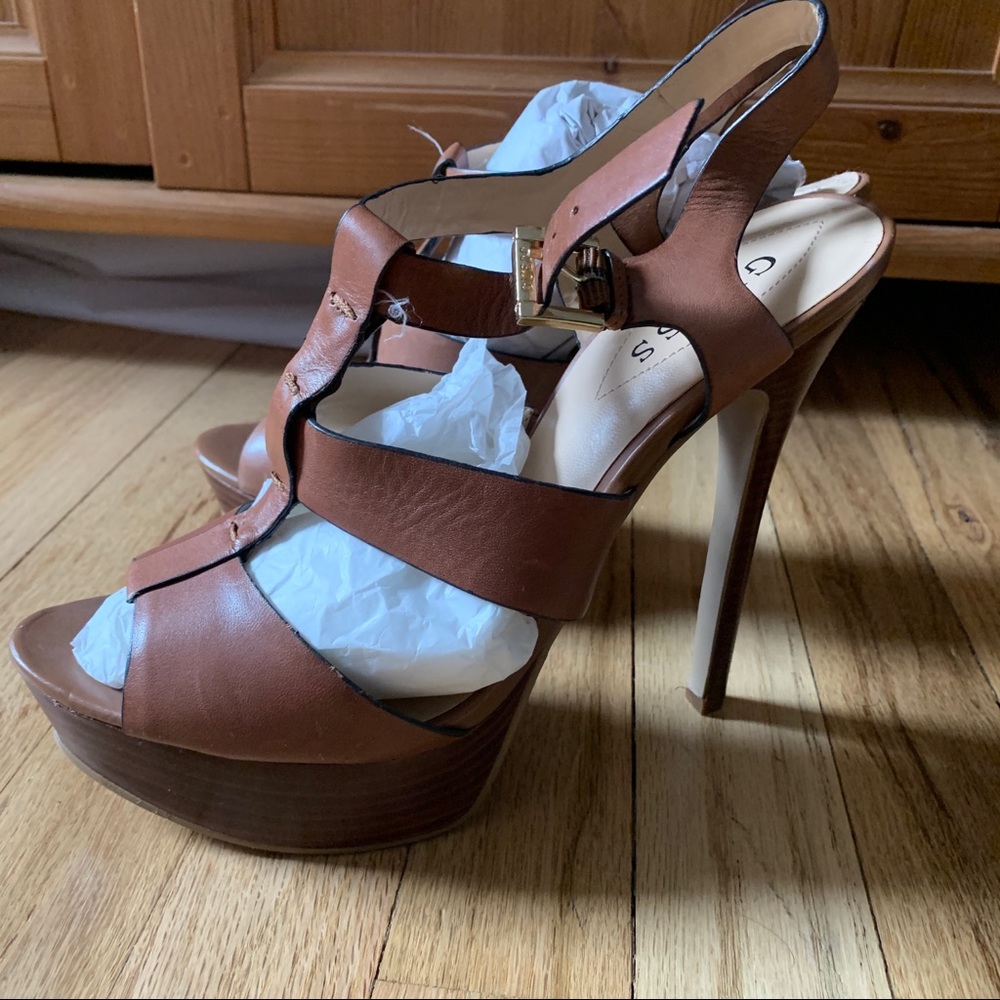 New Guess leather heels